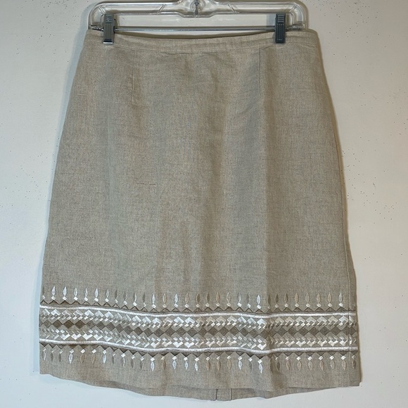 NWT. Talbots 12 Irish Linen Blend Embellished Pencil Skirt. - Picture 1 of 8